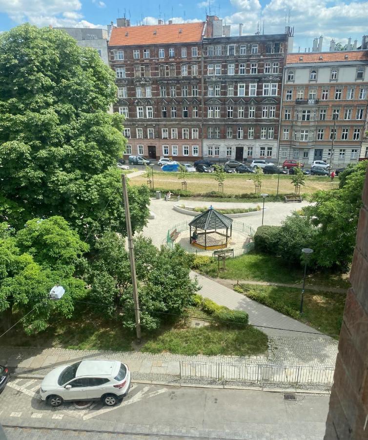 Apartament W Centrum Wroclawia W Kamienicy Exteriör bild